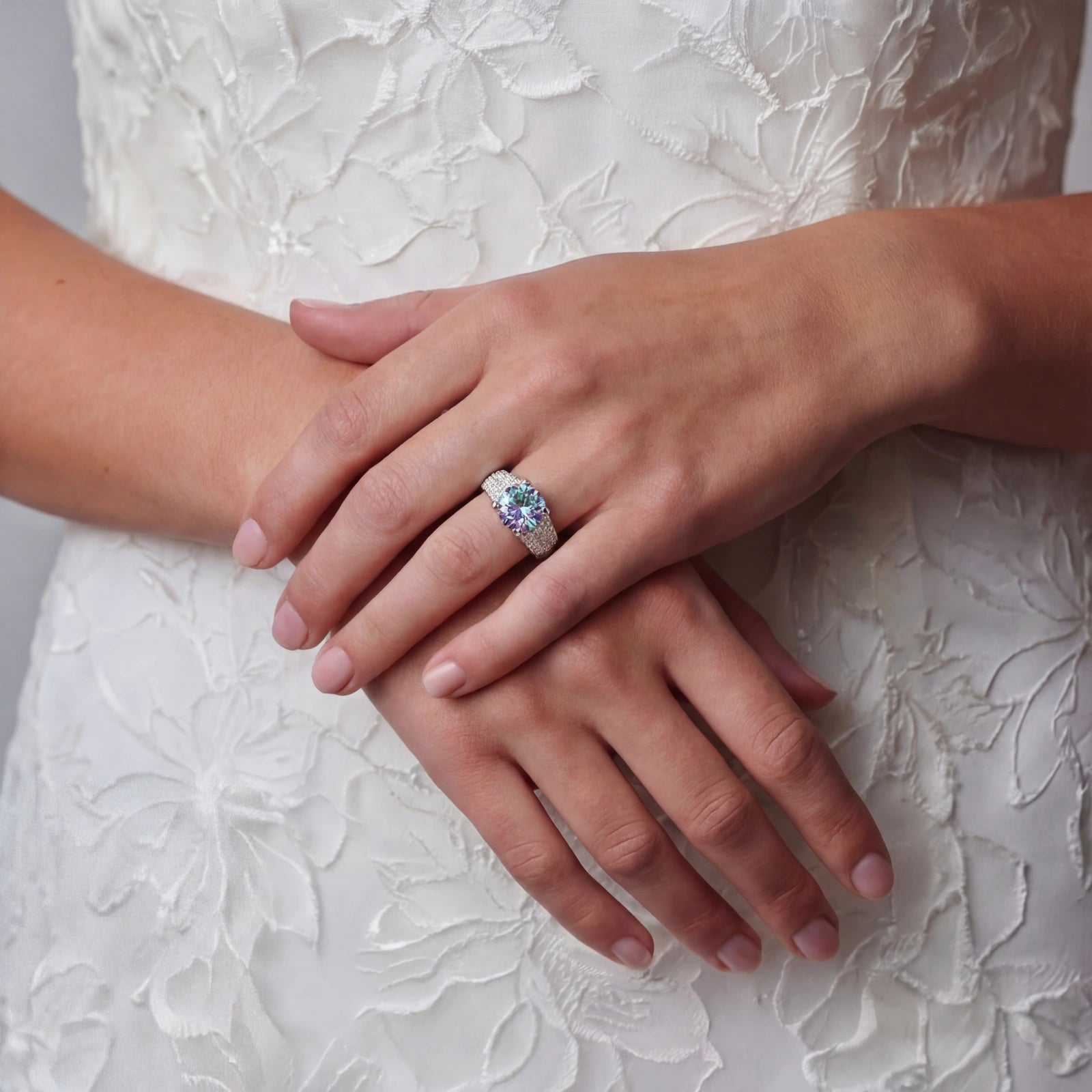 Anello Potere Prisma | Moissanite VVS1 2 Carati