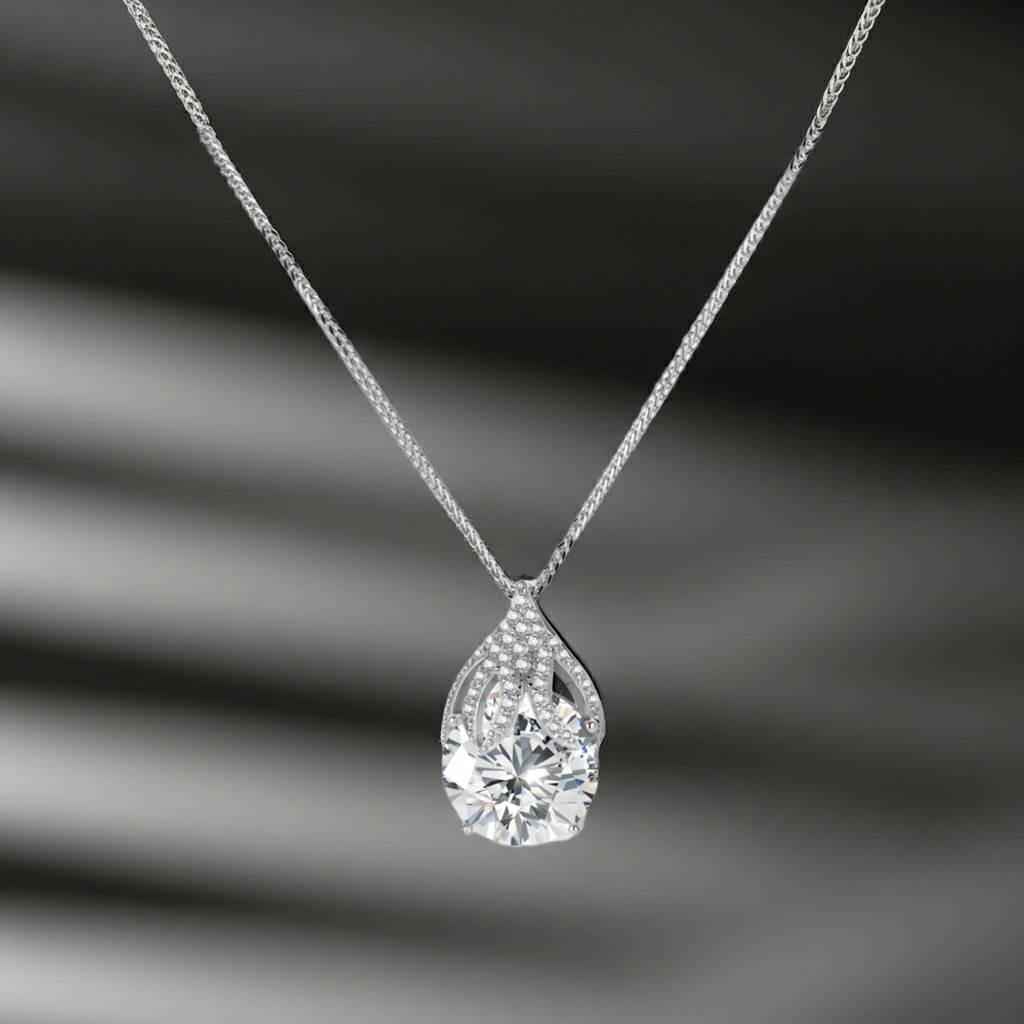 Collana Brillantezza Lacrima | Moissanite VVS1 5 Carati