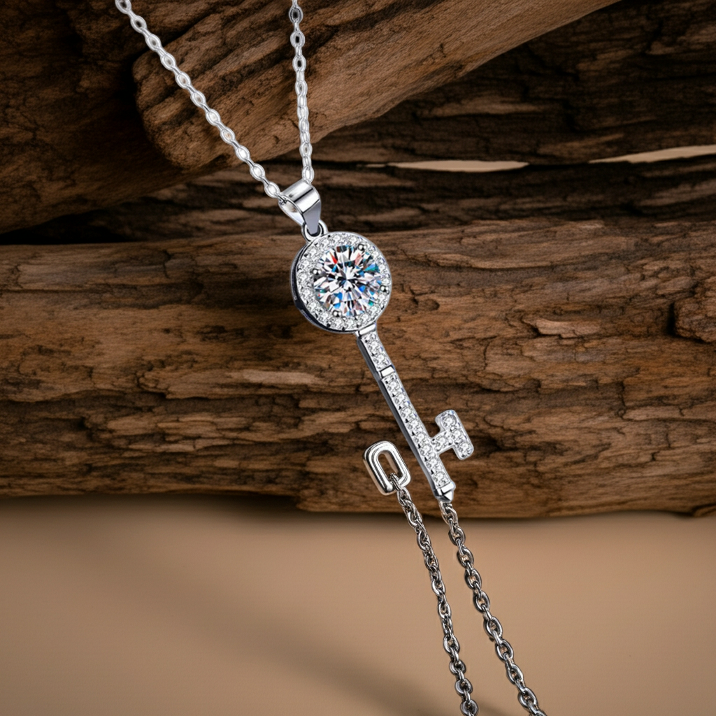 Moissanite Key Necklace — 1 Carat | Argento 925