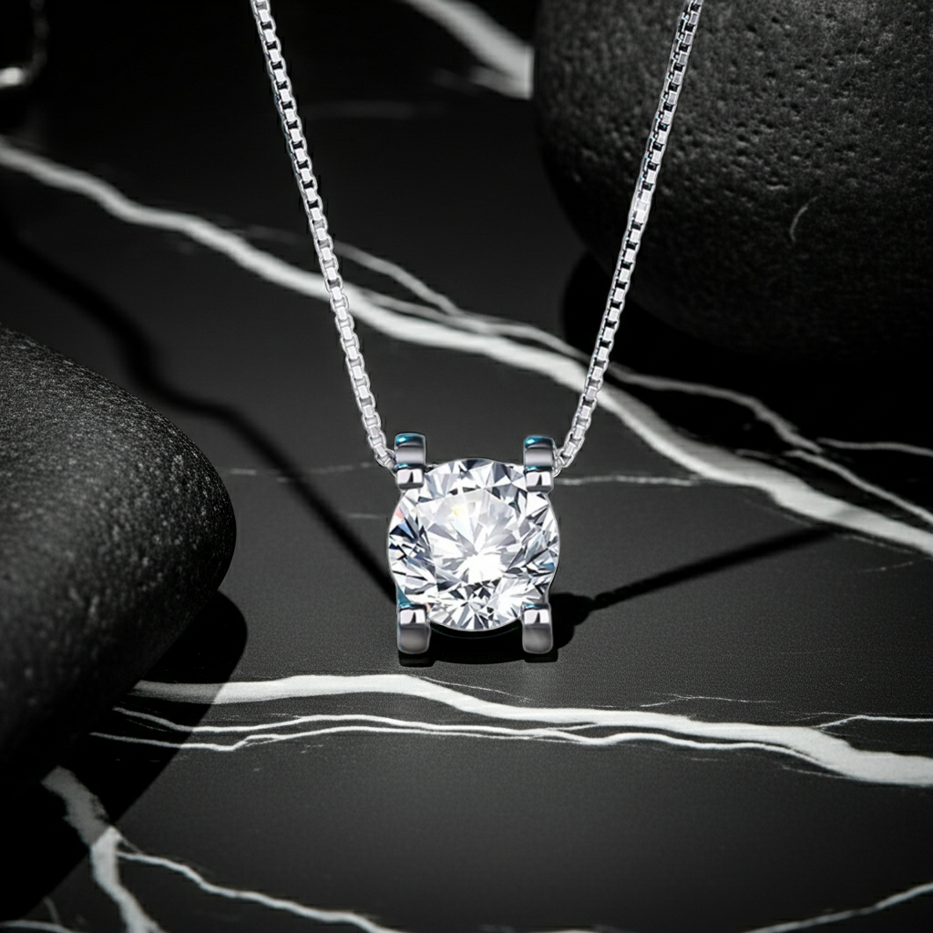 Moissanite Solitaire Necklace — 1 Carat | Argento 925