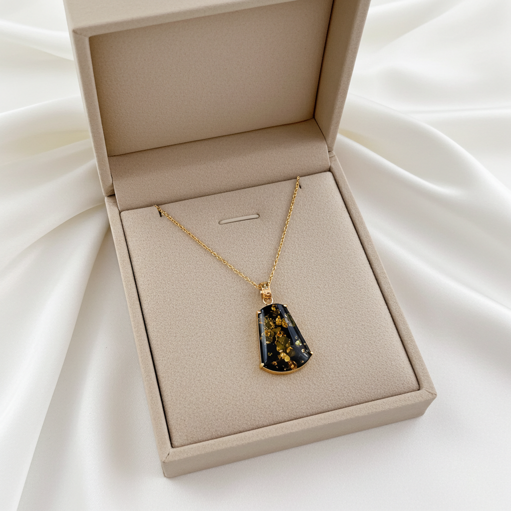 Forest Gold Amber Necklace