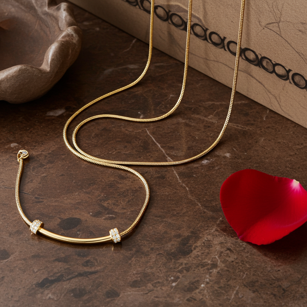 Curved Spark Bar Necklace