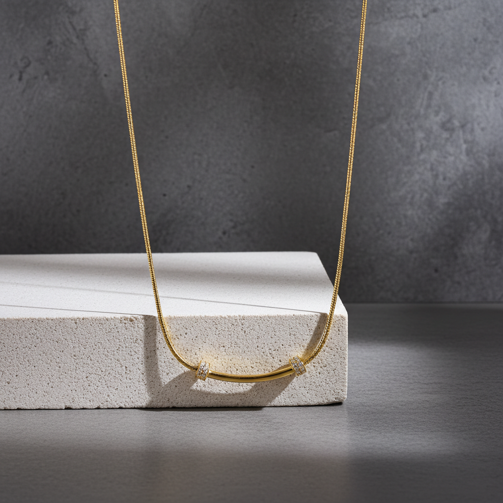 Curved Spark Bar Necklace