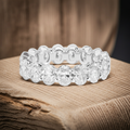 Anello Eternity Moissanite Ovale 5 CTW – Oro Bianco 14kt